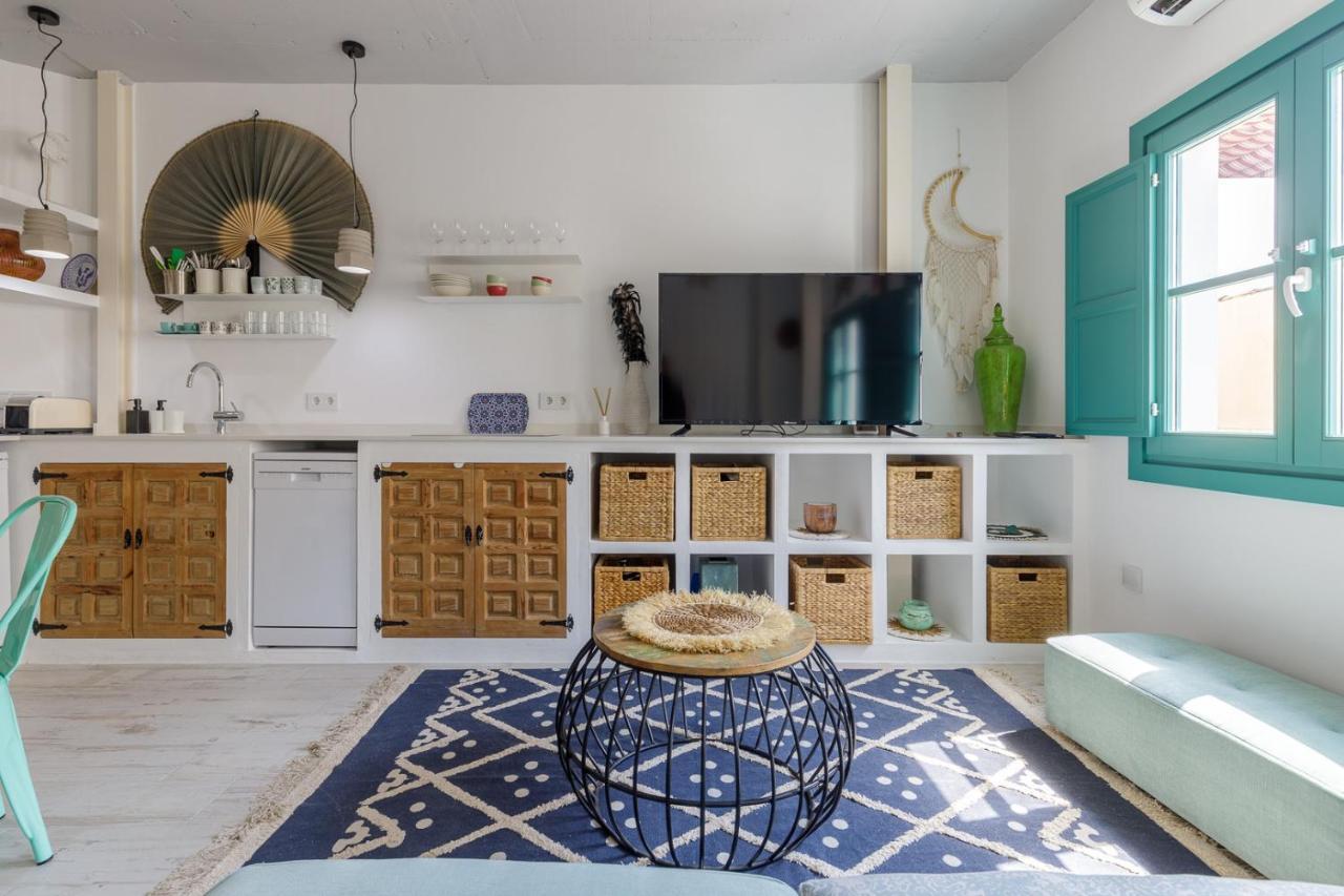 Petite Maison Lili By Caleta Homes マラガ エクステリア 写真