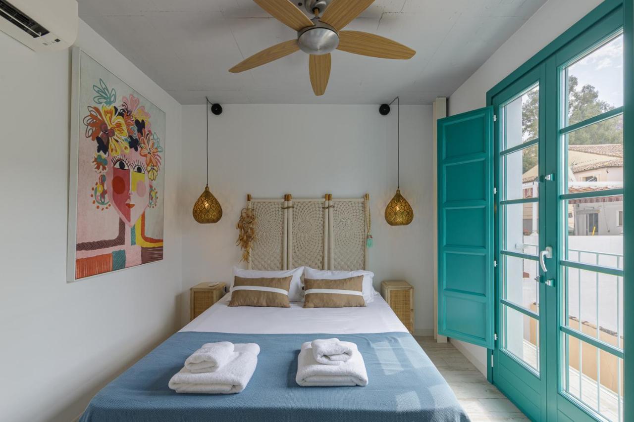 Petite Maison Lili By Caleta Homes マラガ エクステリア 写真