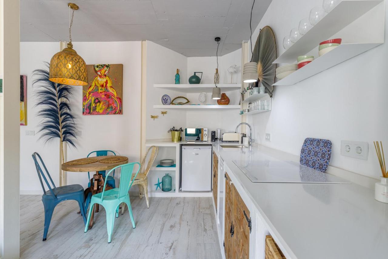 Petite Maison Lili By Caleta Homes マラガ エクステリア 写真